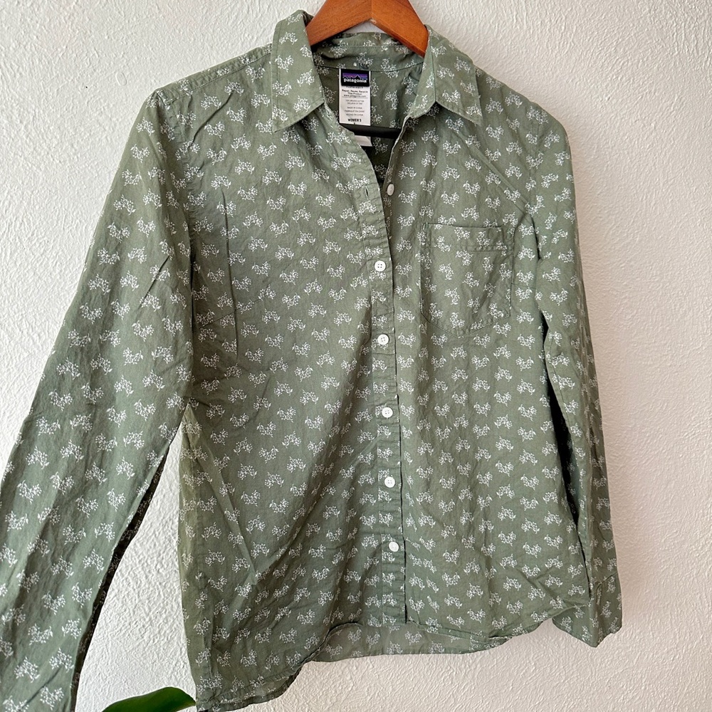 Patagonia long-sleeve 💚